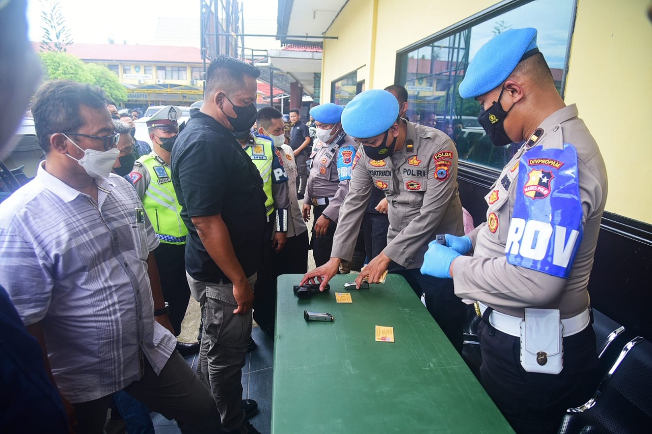 Sinar Pagi Baru - Polda Kalsel Sambut Kedatangan Tim Supervisi Biro